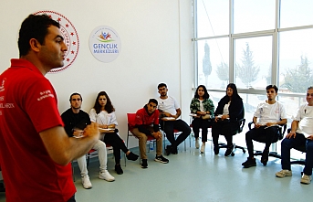 Karaman'da Öğrencilere NFT Eğitimi