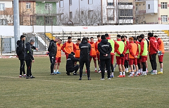 Karaman FK, Emir Özsoy’u Renklerine Kattı
