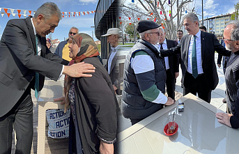 Vali Akkoyun Karaman Sokaklarında