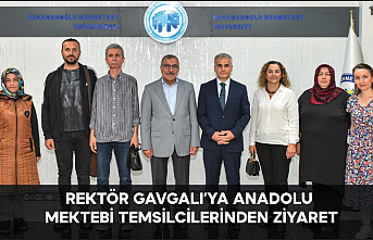 Rektör Gavgalı’ya Anadolu Mektebi Temsilcilerinden...