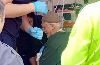 Yaşlı Adamın Ambulansta İlk İsteği Şaşırttı