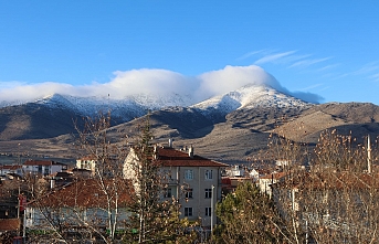 Karaman'ın Hacıbaba Dağına Kar Düştü